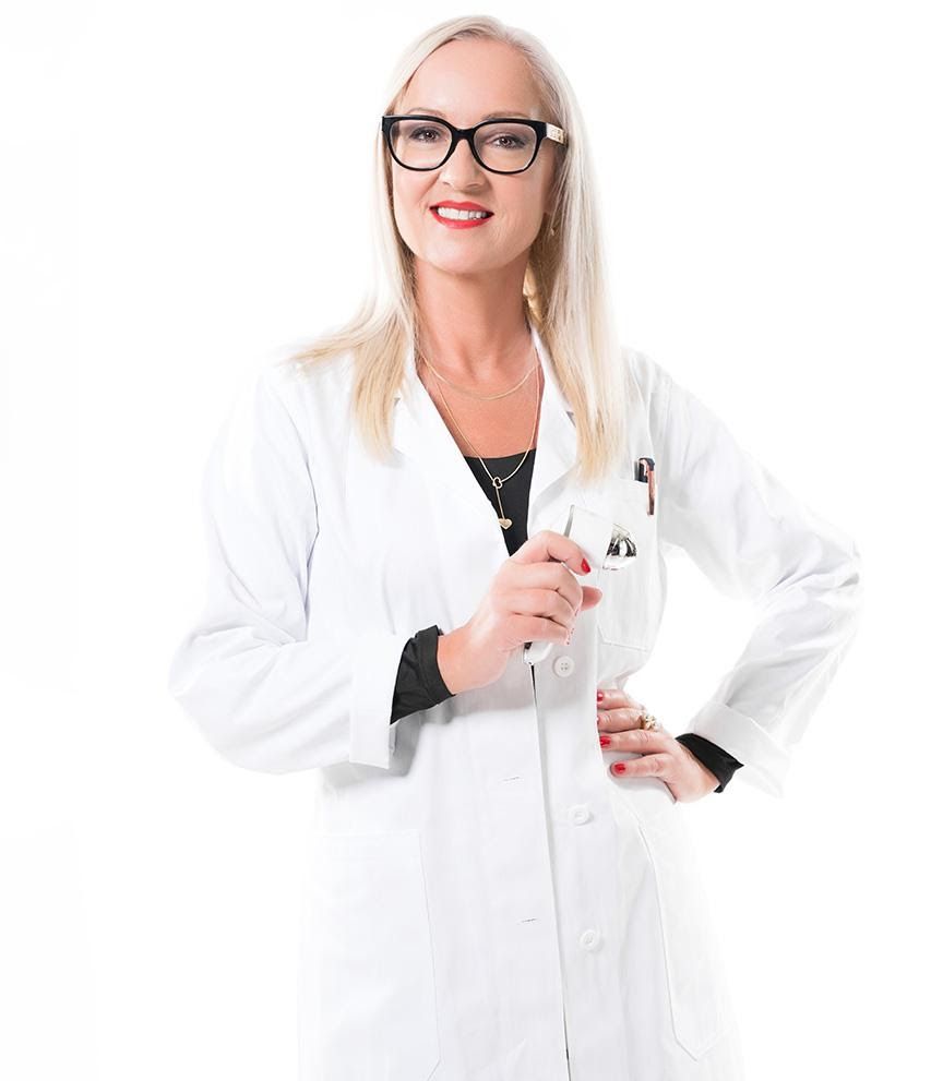 MUDr. Simona Houserová